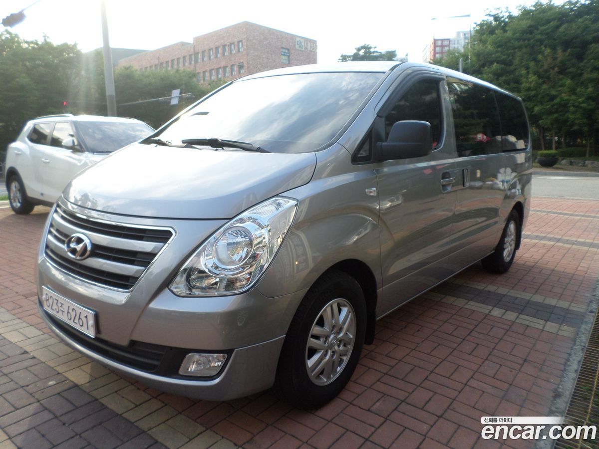 Hyundai Starex