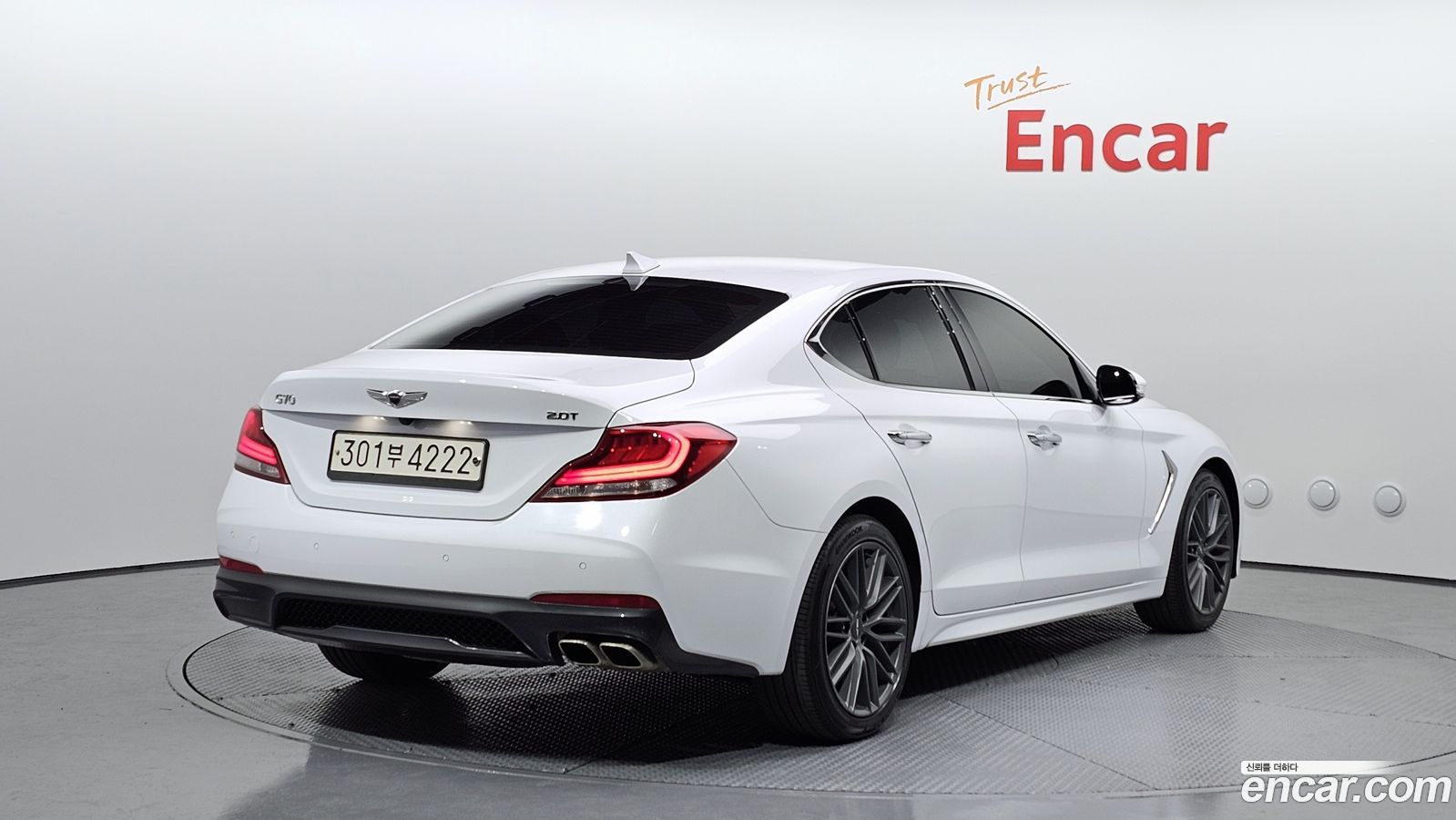 Genesis G70