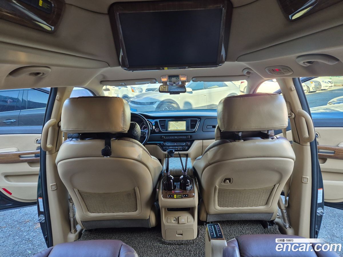 Kia Canival