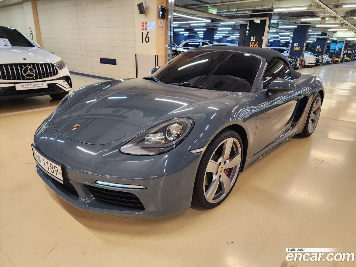Porsche 718