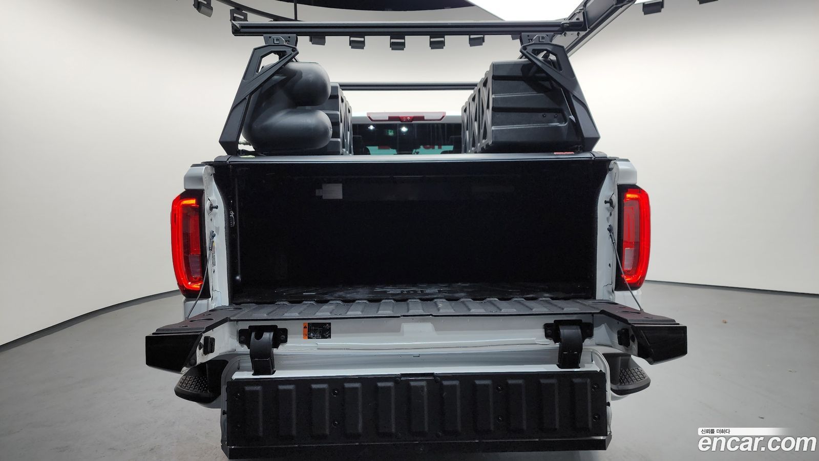 GMC Sierra