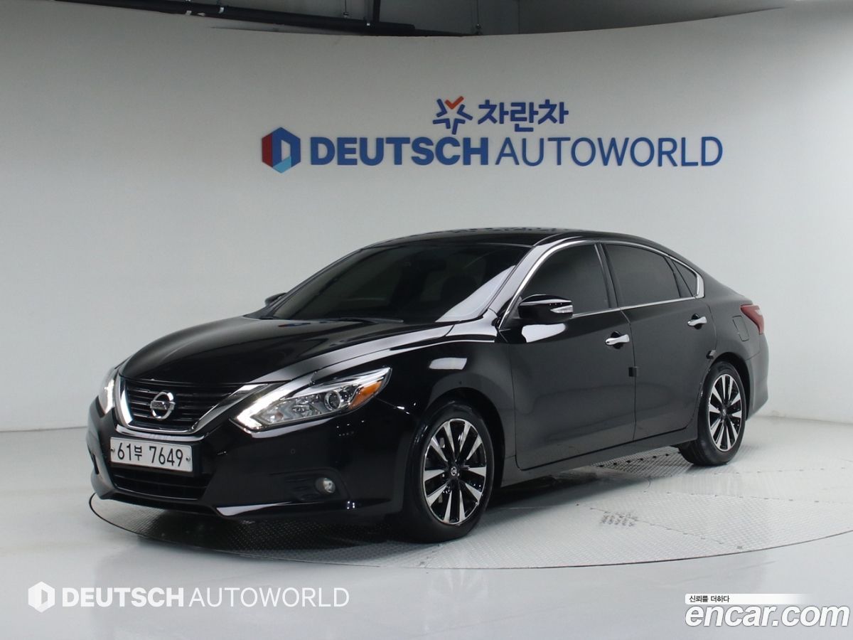 Nissan Altima