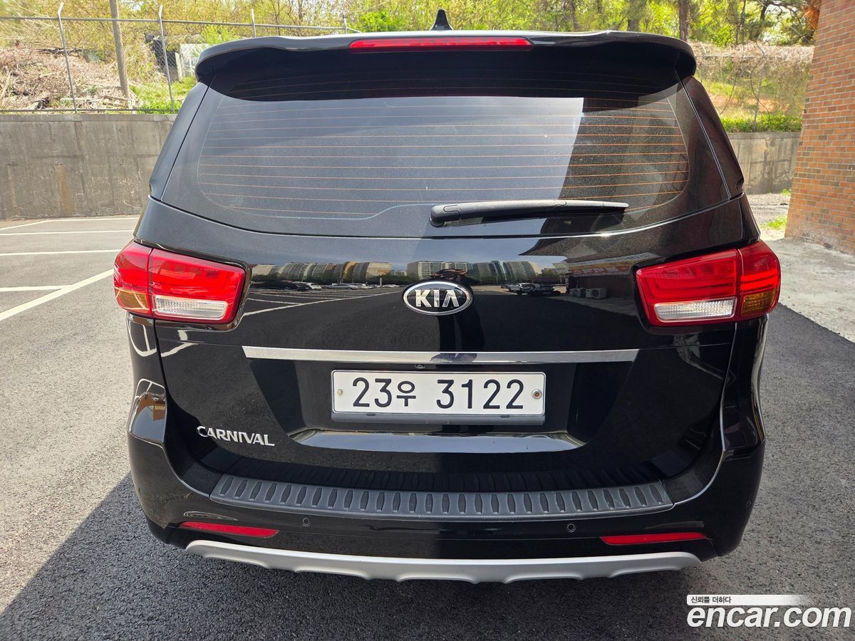 Kia Canival