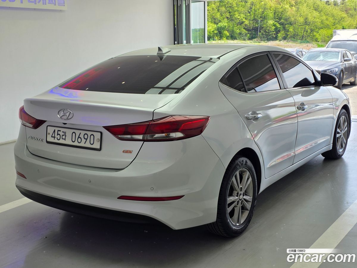 Hyundai AVANTE