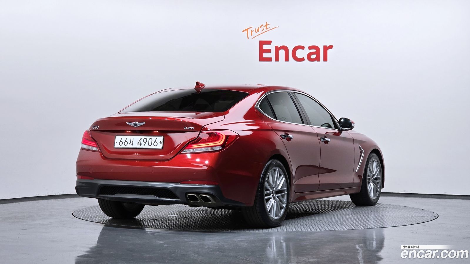 Genesis G70