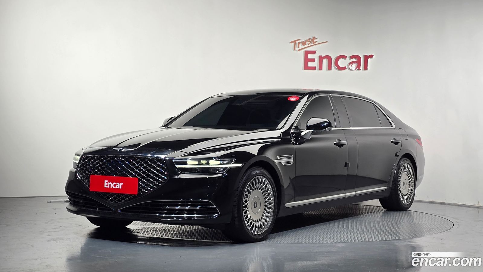 Genesis G90