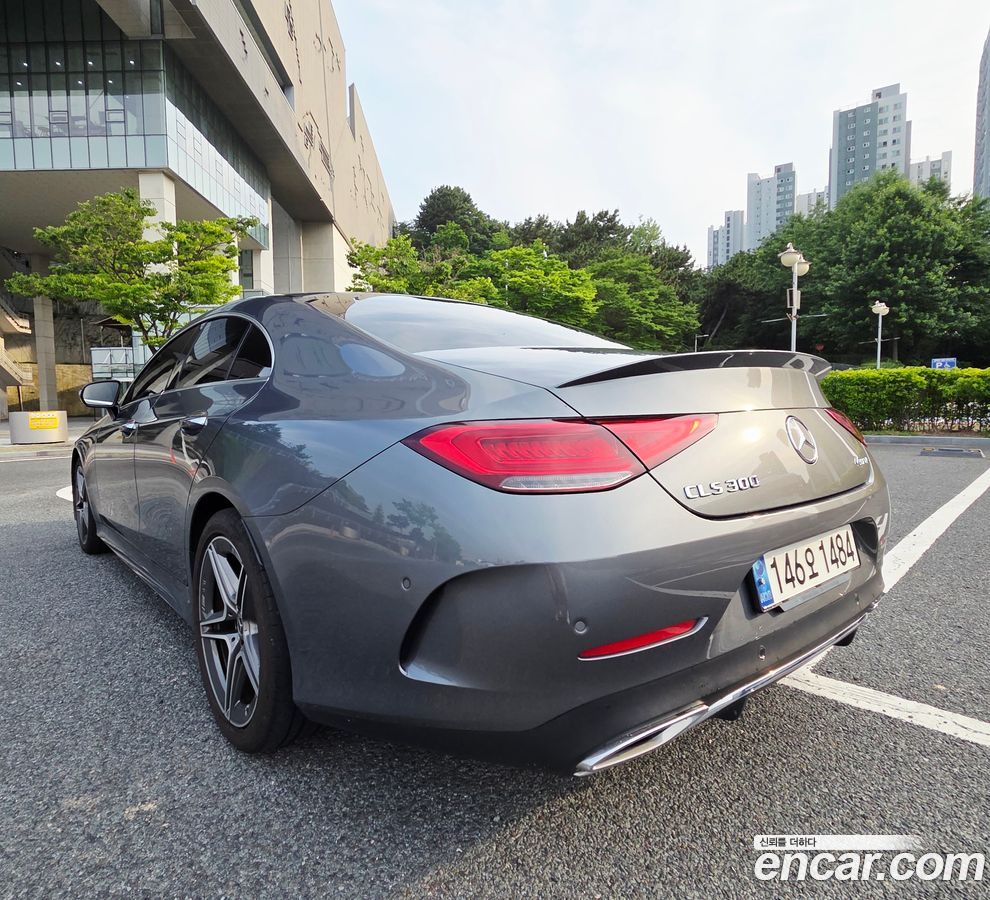 Mercedes-Benz CLS-Class