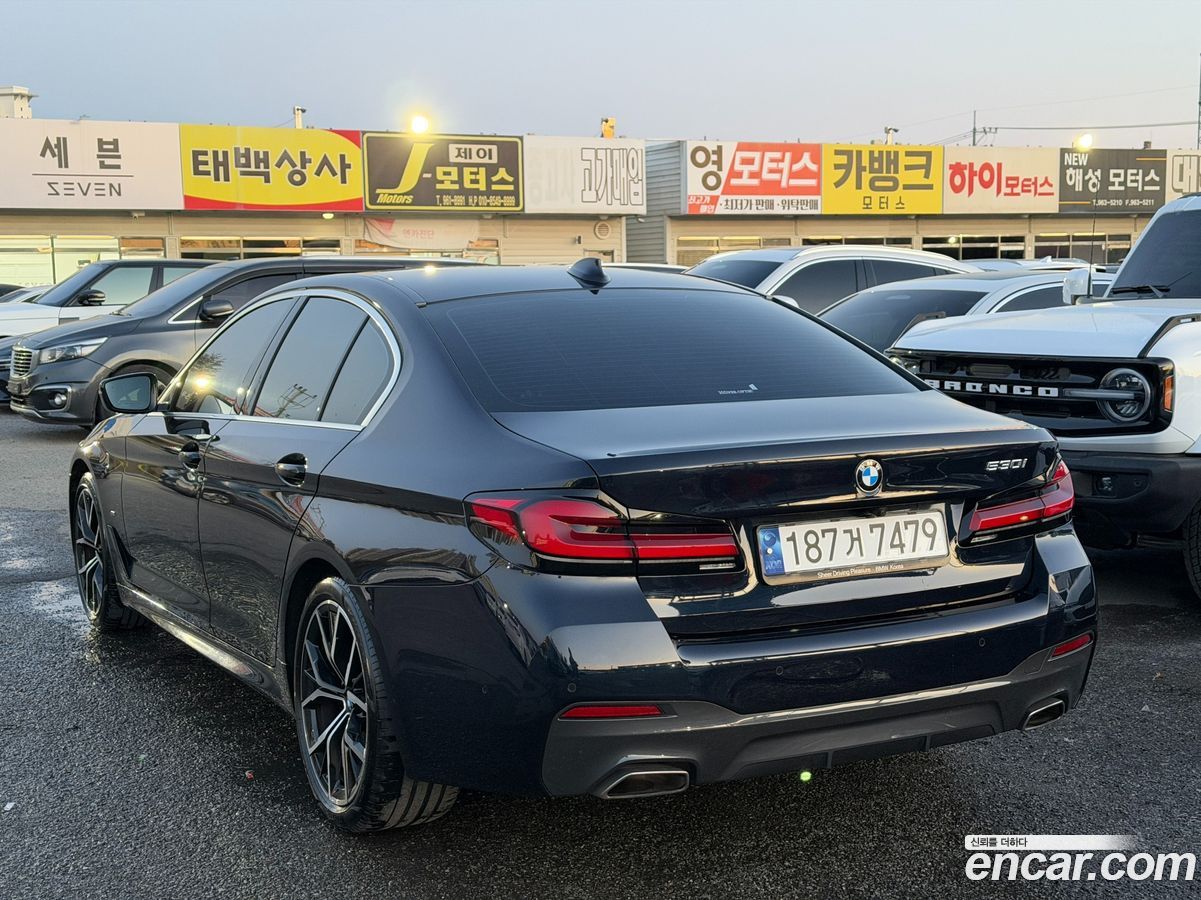 BMW 5-Series