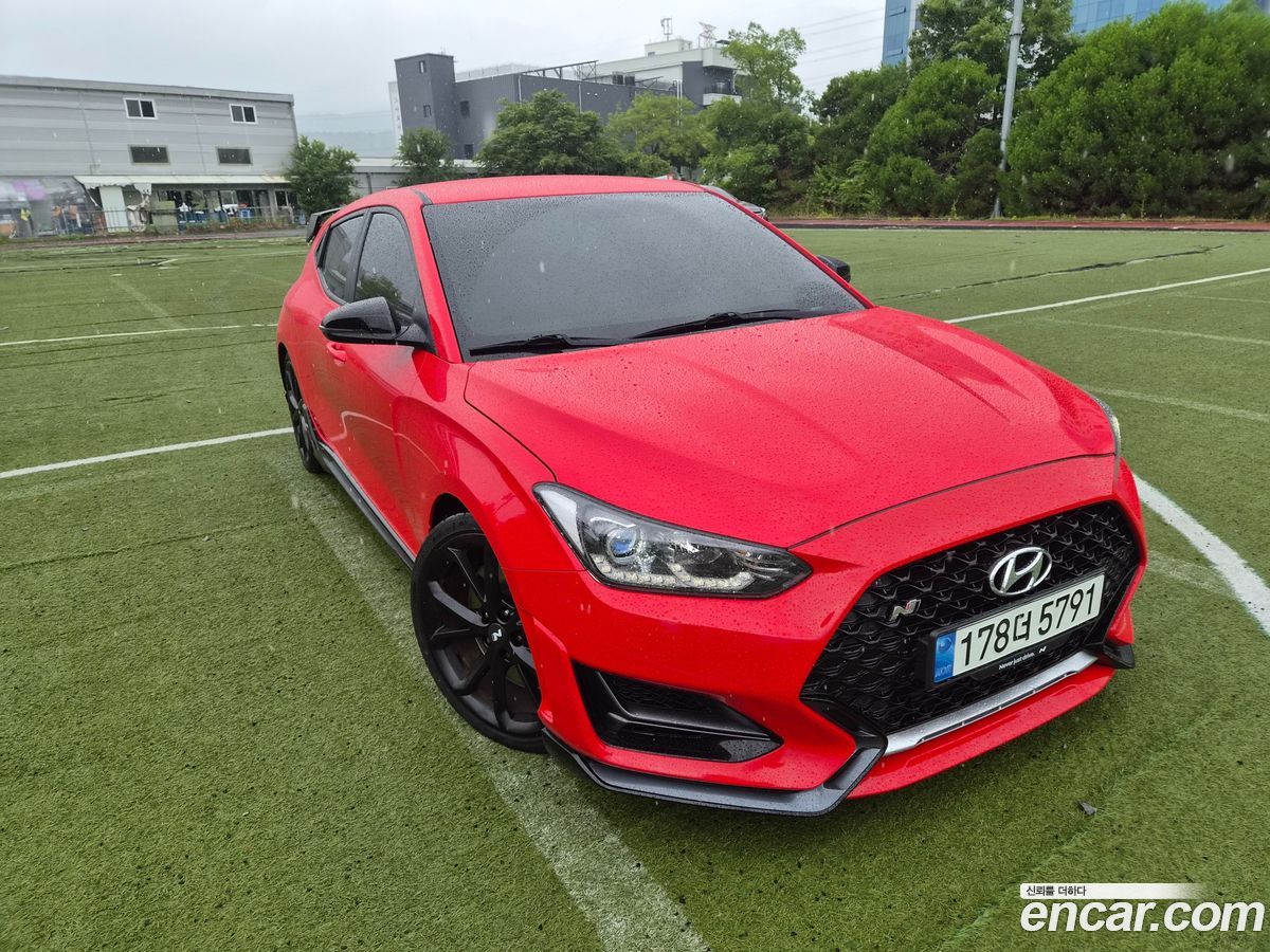Hyundai Veloster