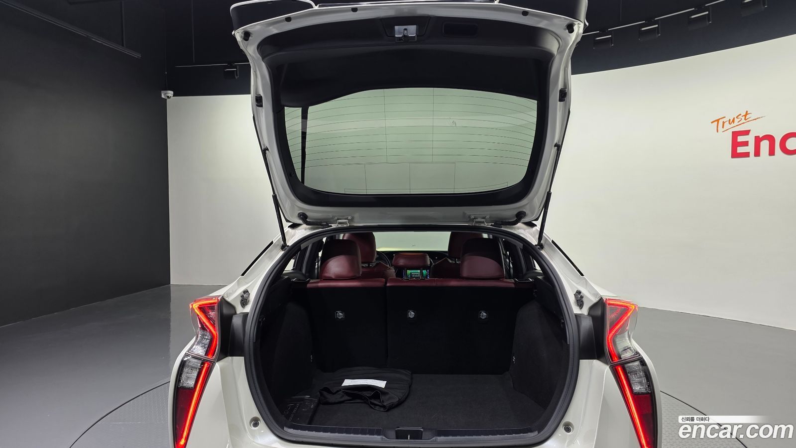 Toyota Prius Mk4