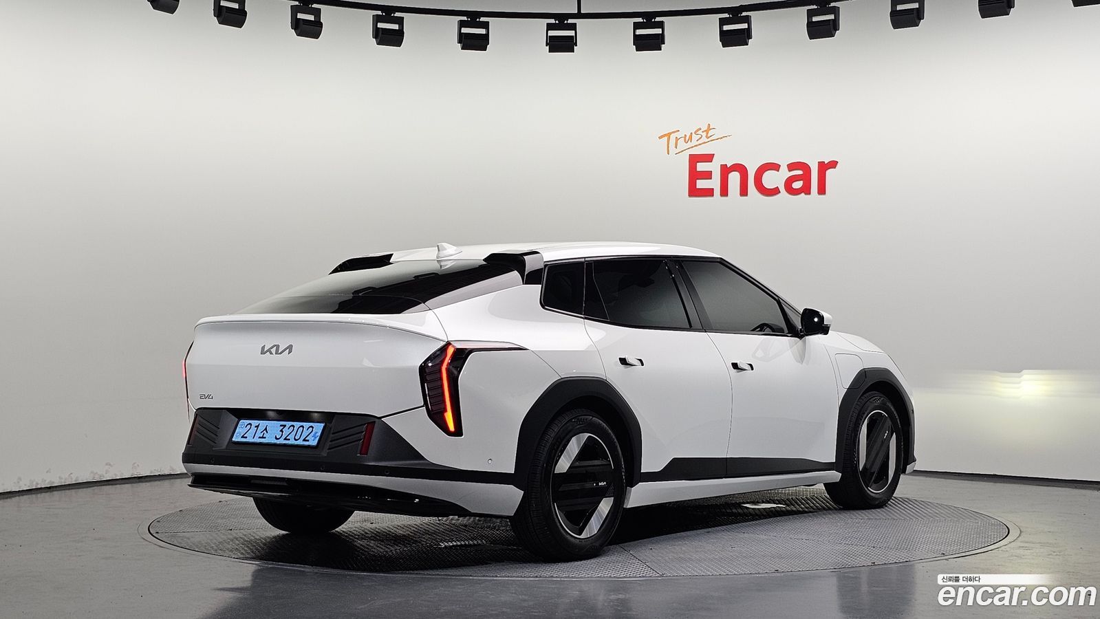 Kia EV4