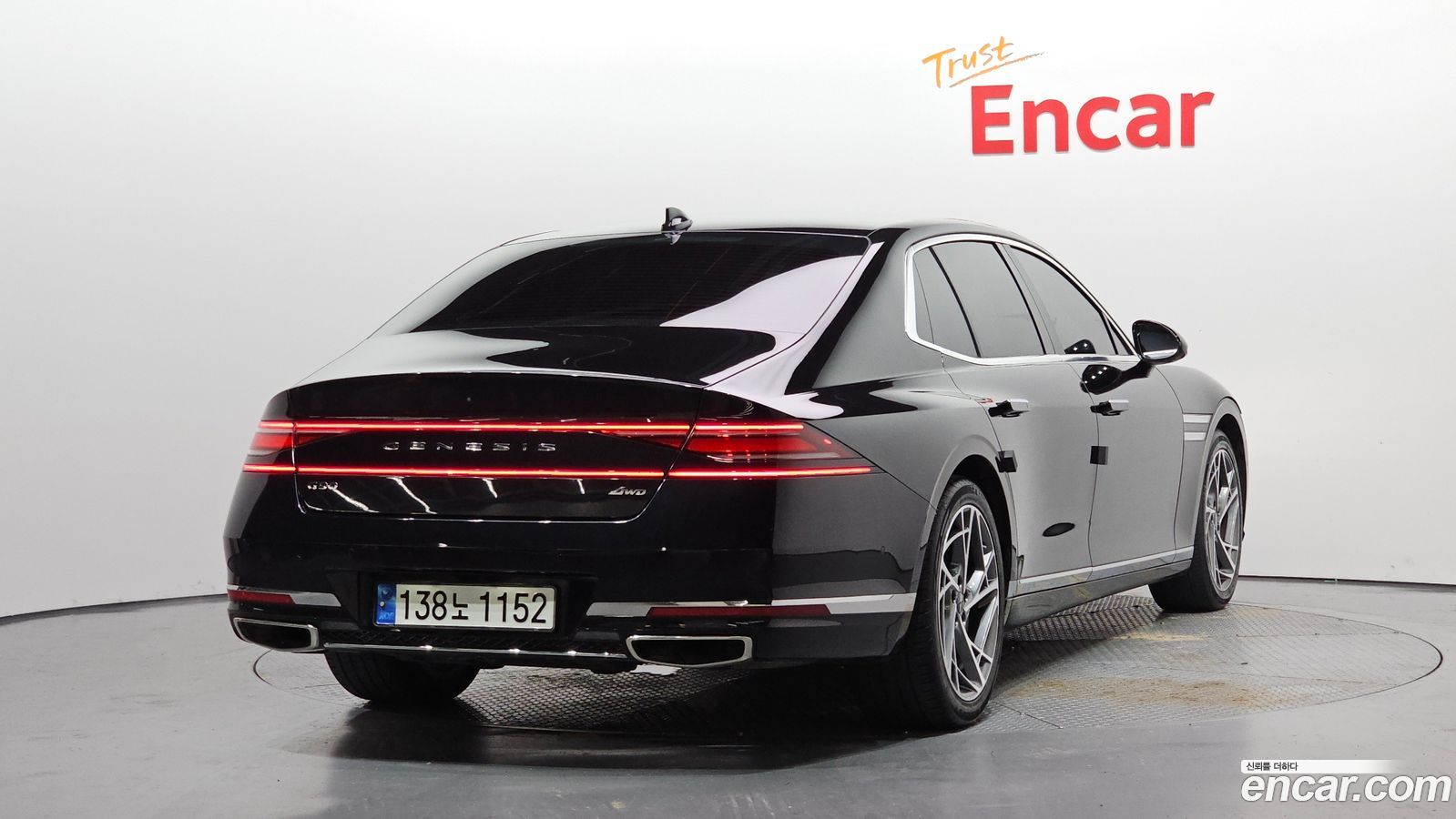 Genesis G90