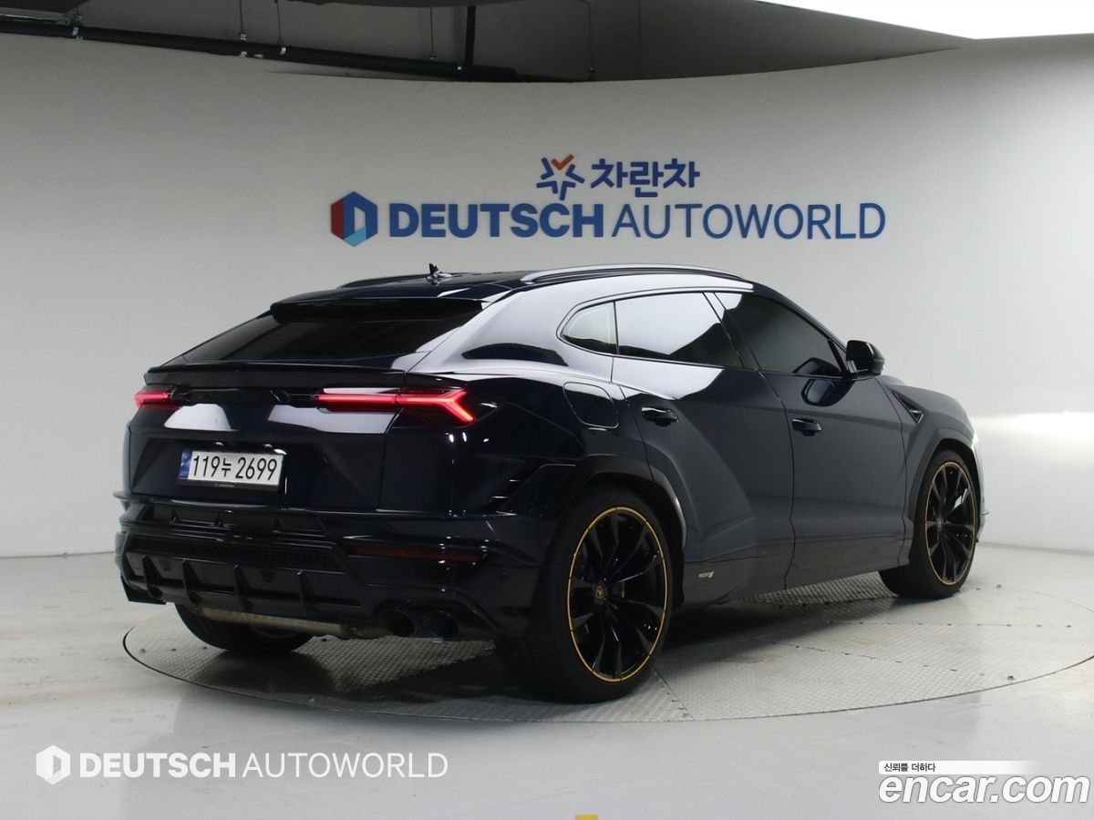 Lamborghini Urus