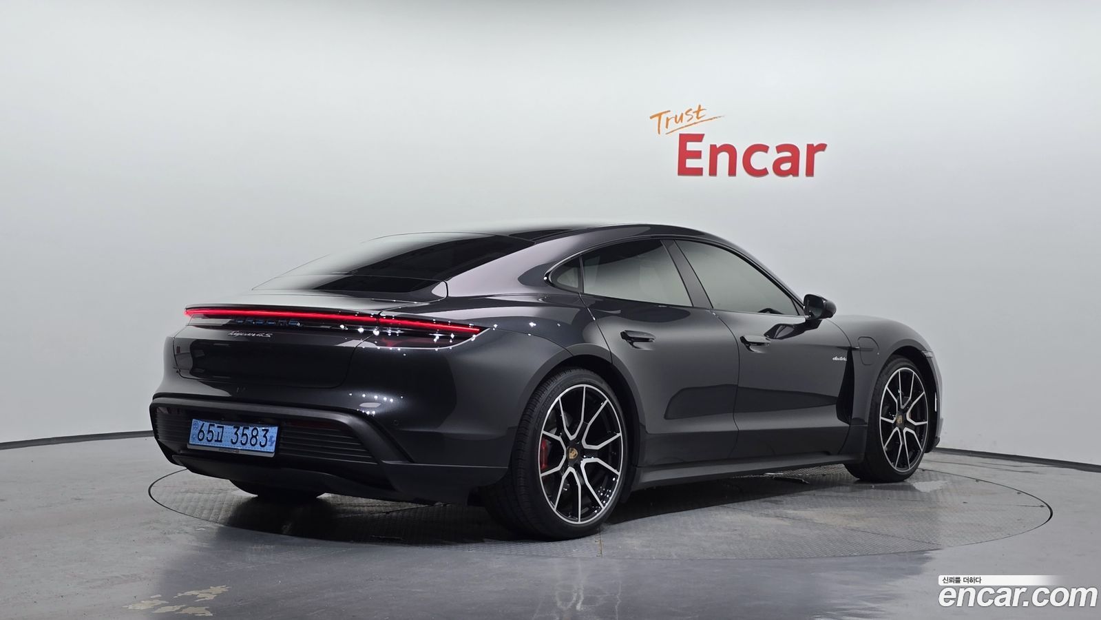 Porsche Taycan