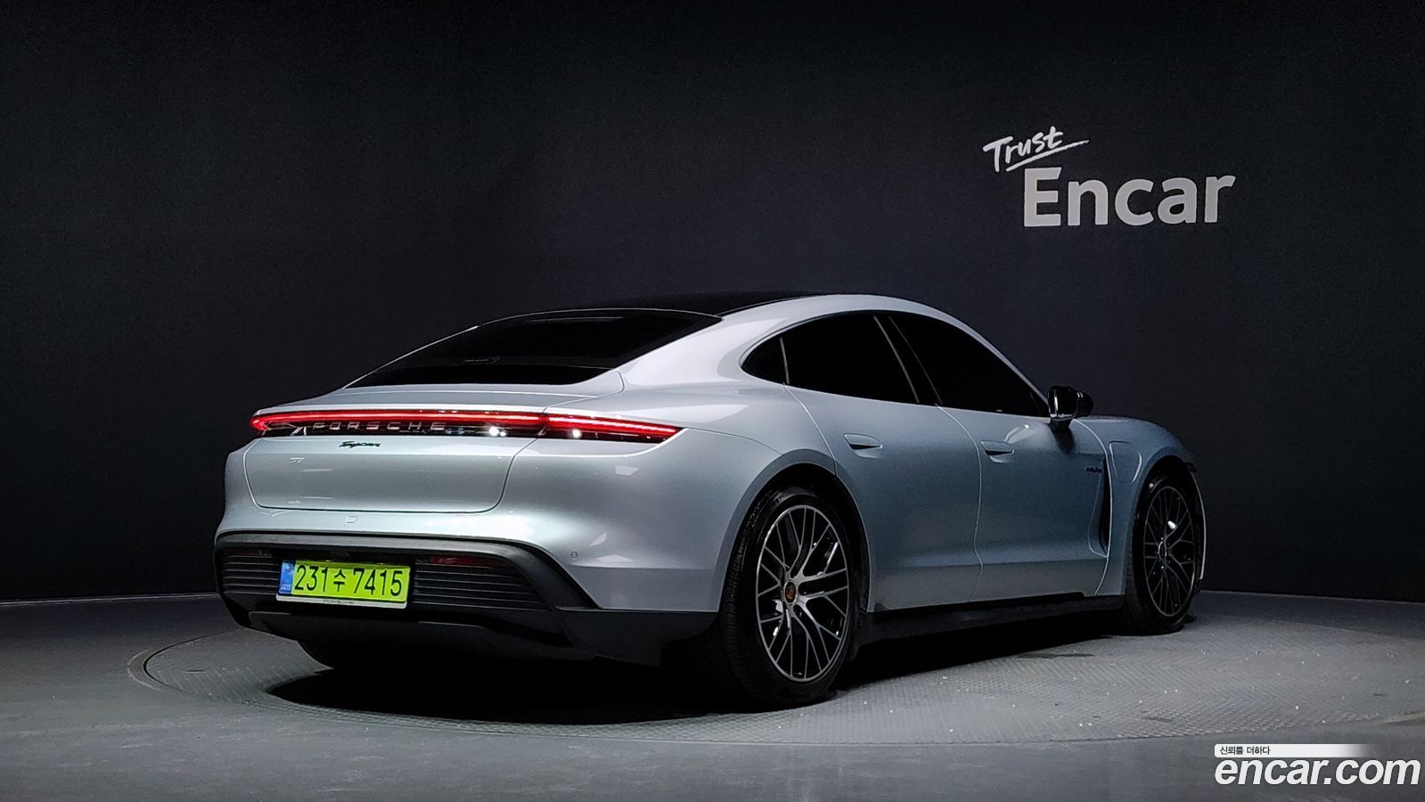 Porsche Taycan