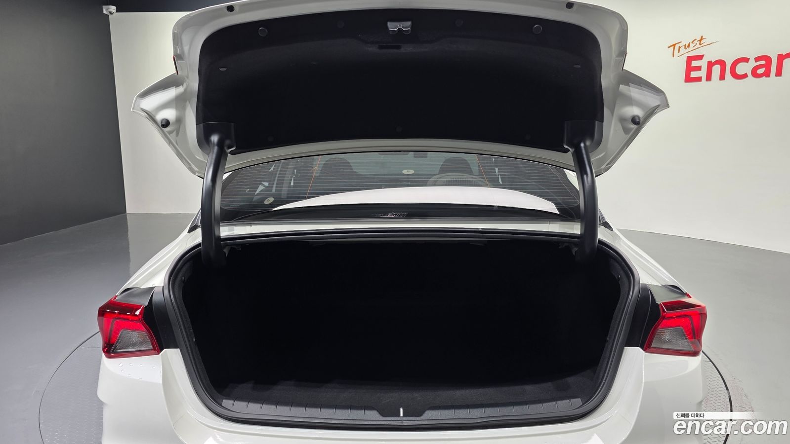 Kia K5 Mk3