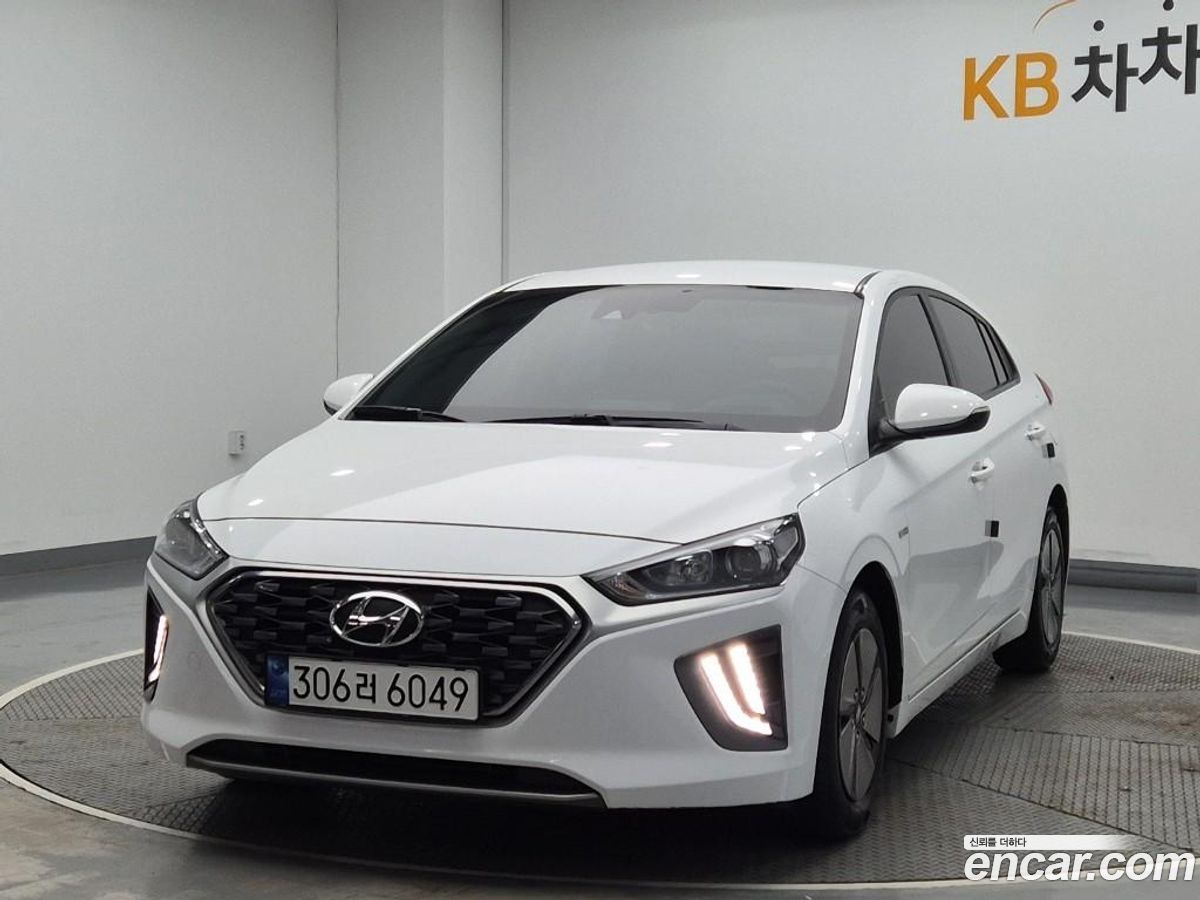 Hyundai Ioniq