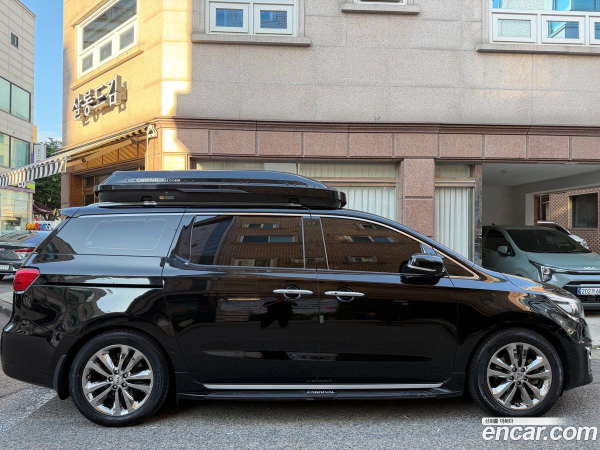 Kia Canival