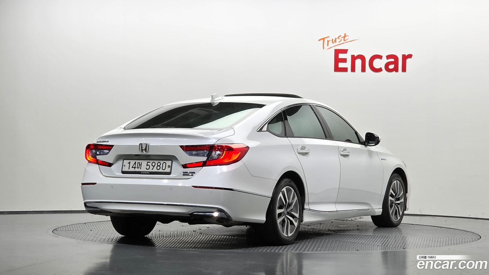 Honda Accord Mk10