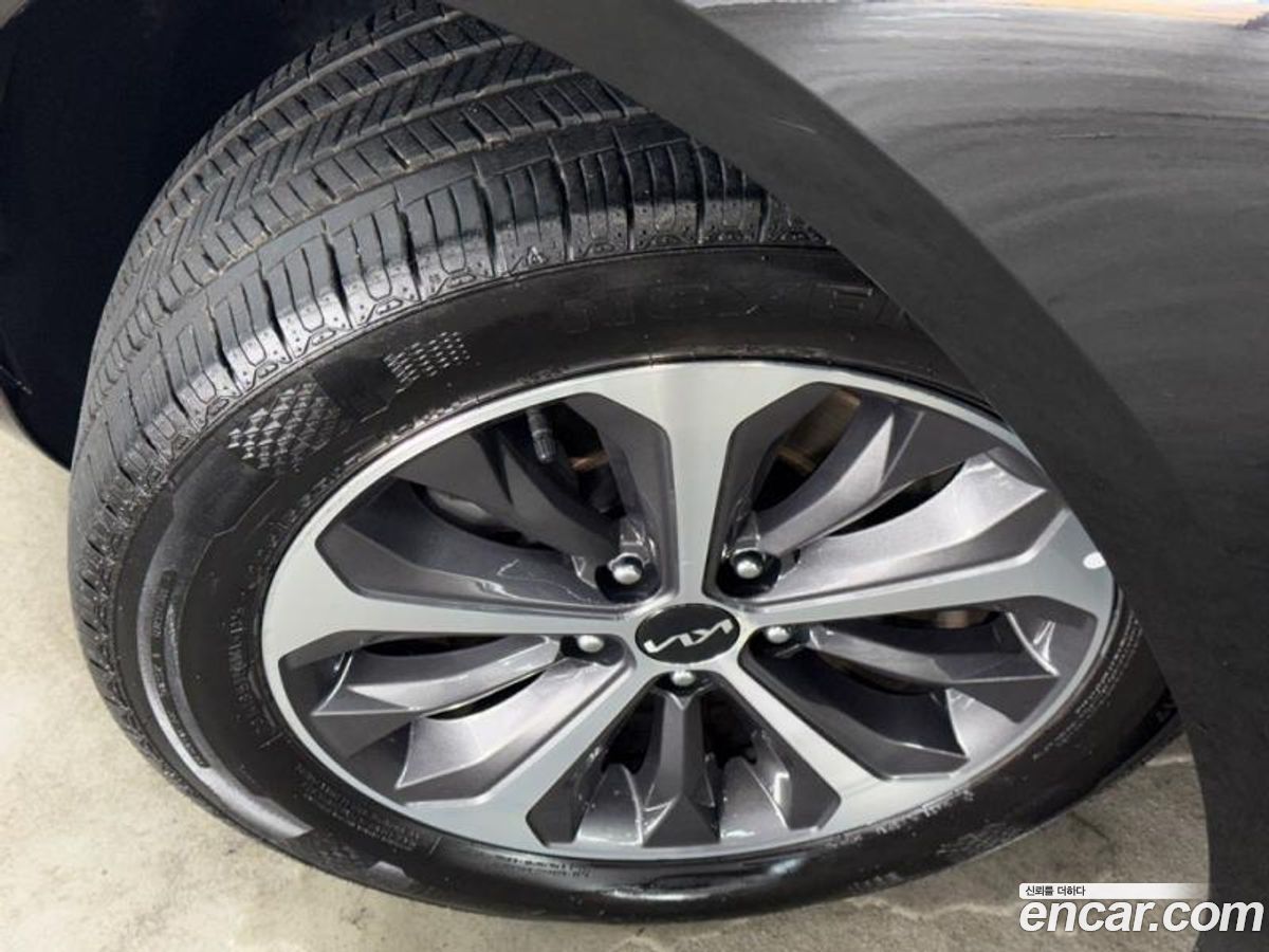 Kia K8