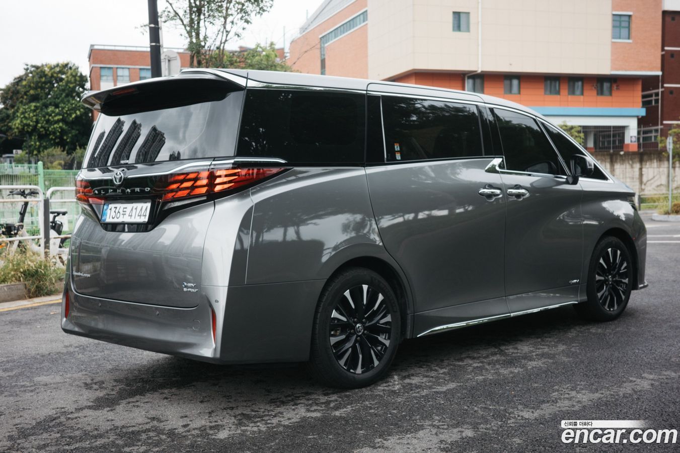 Toyota Alphard Mk4
