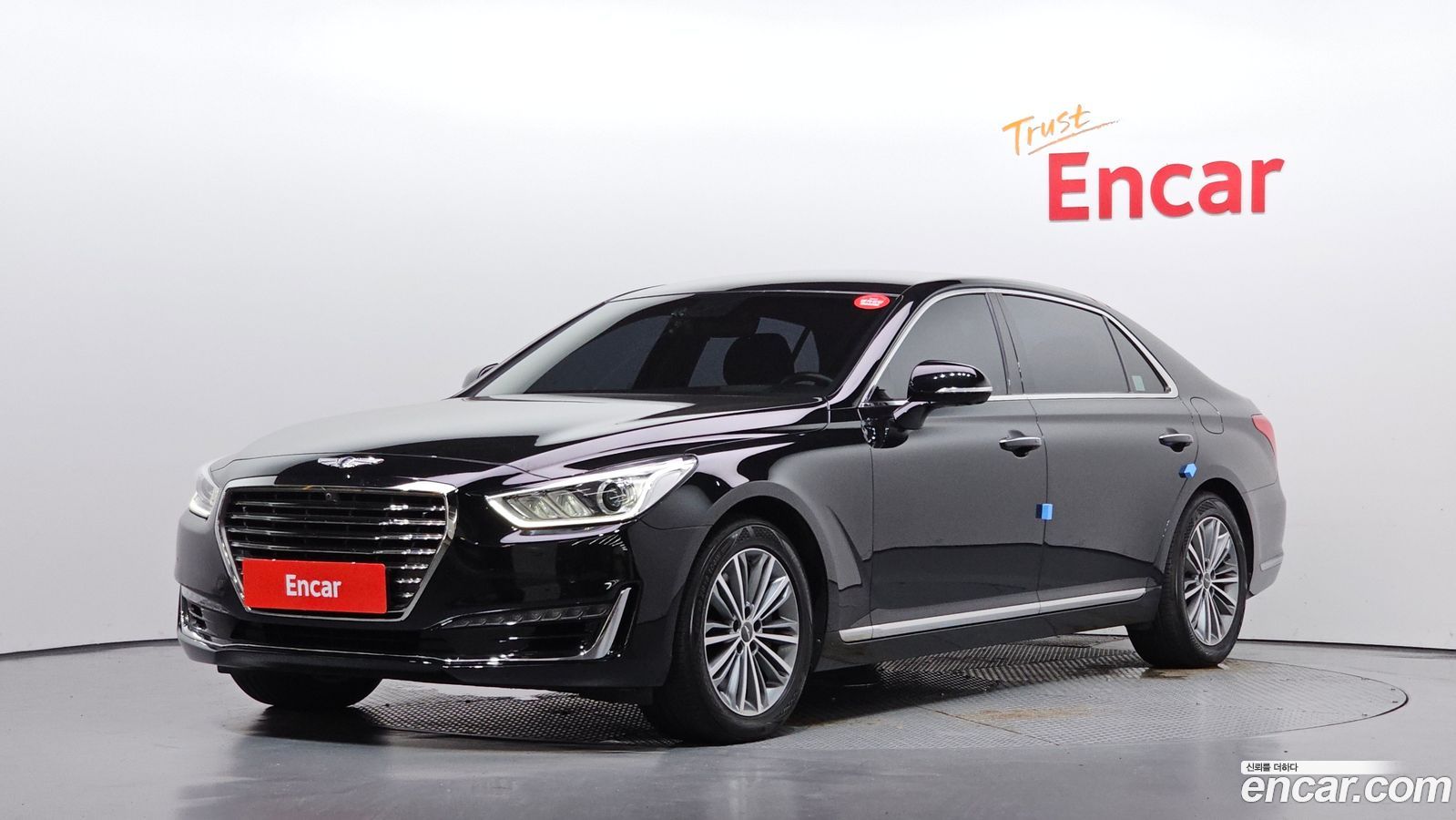 Genesis EQ900