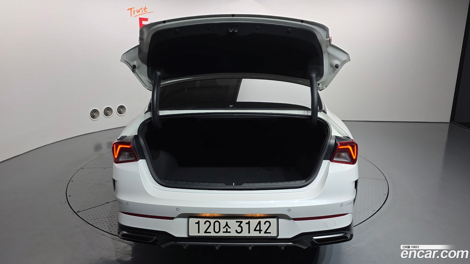Kia K5 Mk3