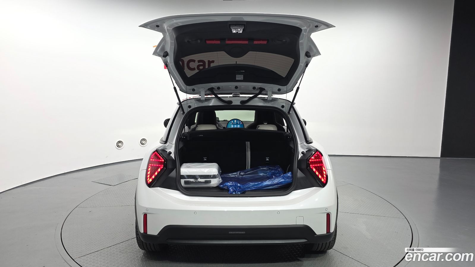 Mini Cooper Mk4