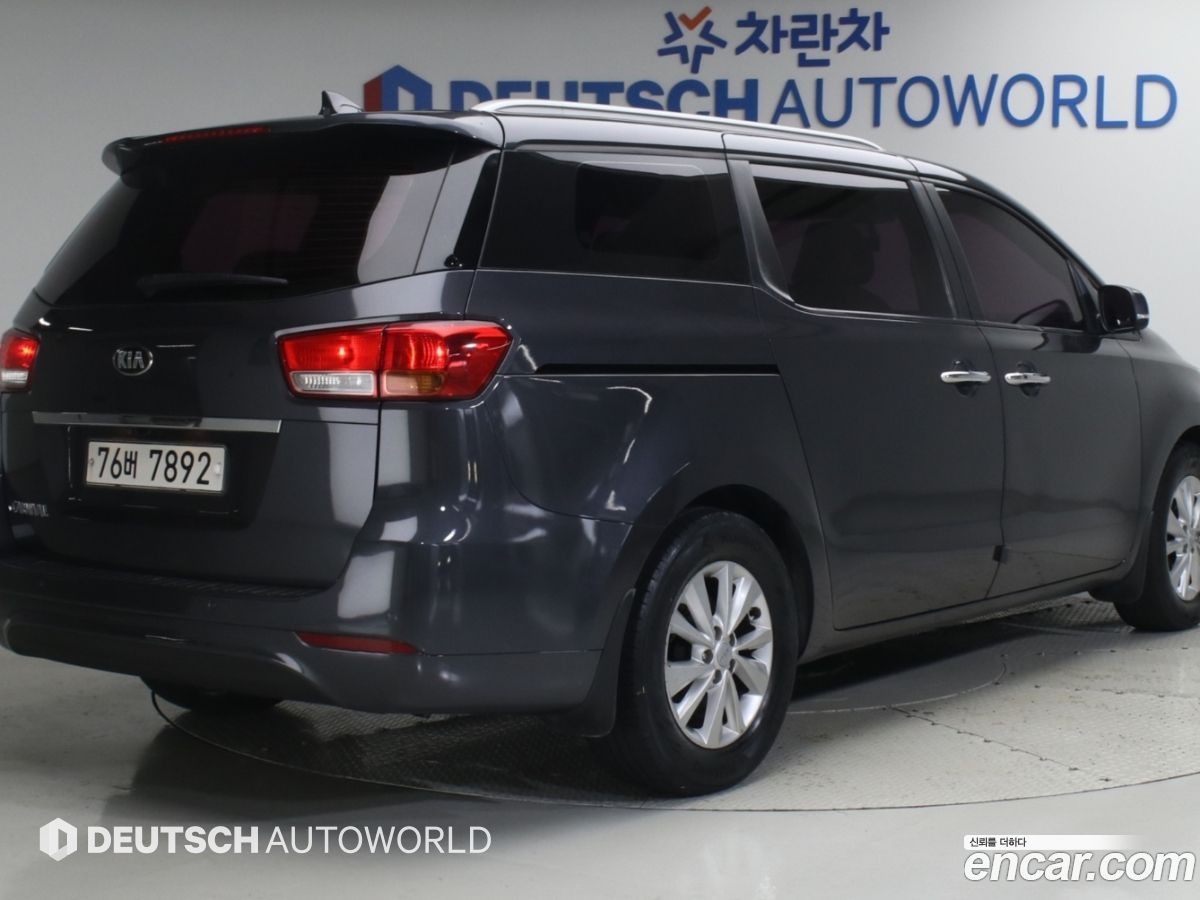 Kia Canival