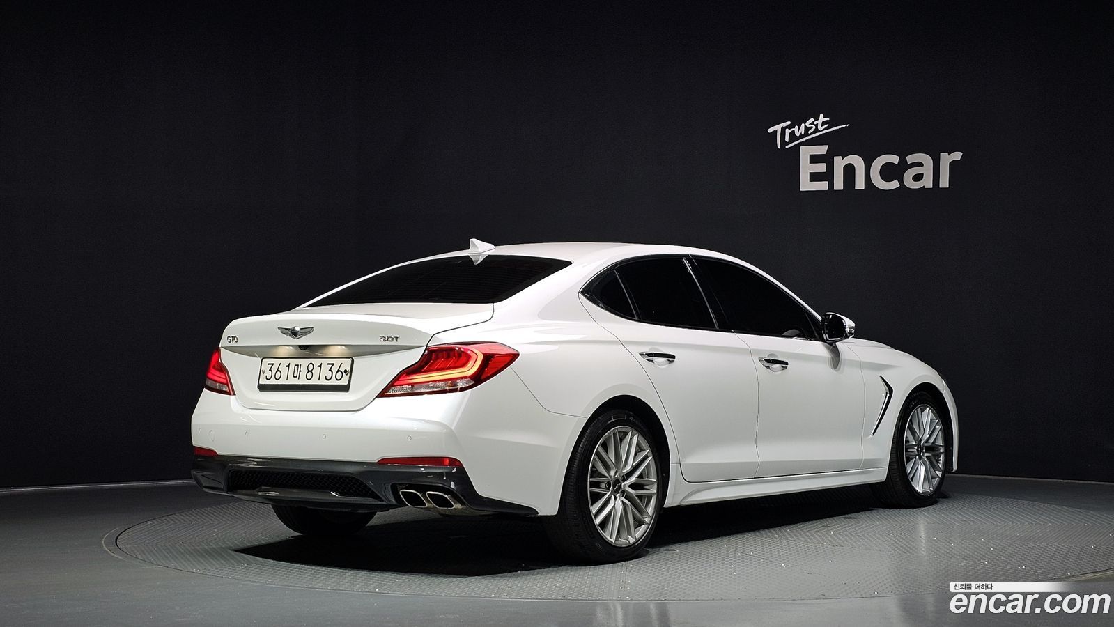 Genesis G70