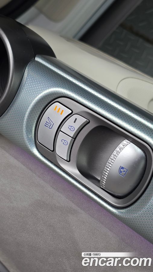 Genesis GV60