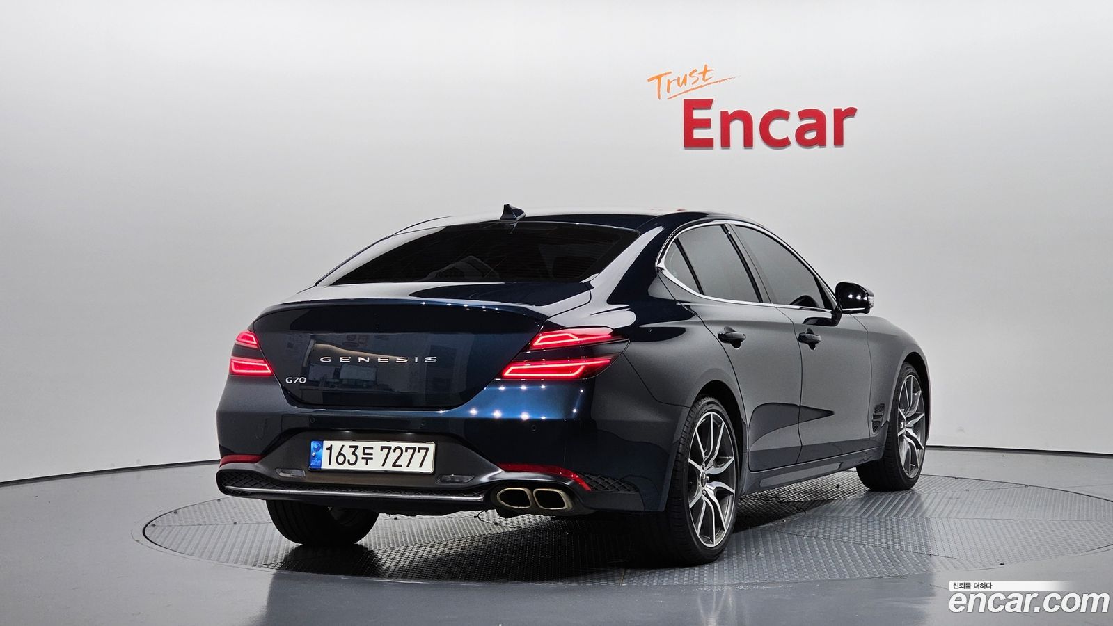 Genesis G70