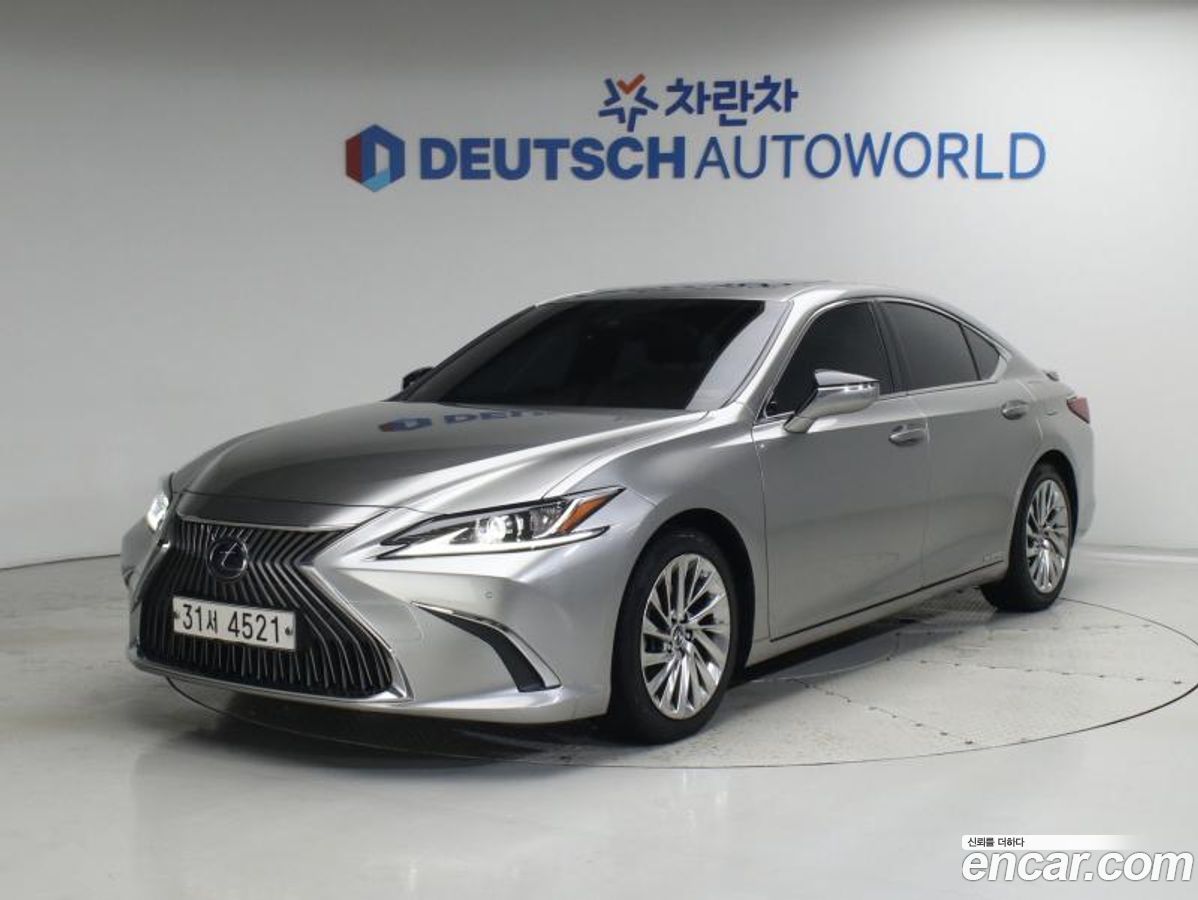 Lexus ES Mk7