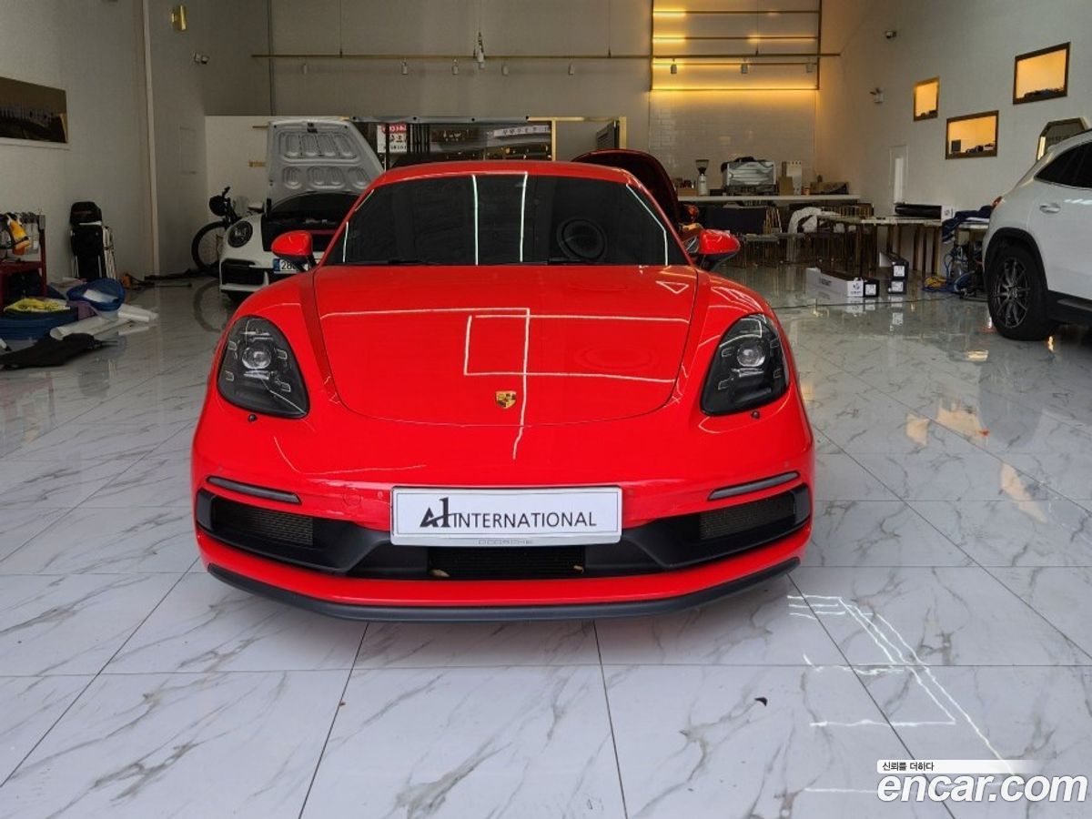 Porsche 718