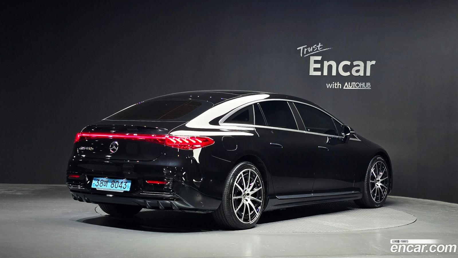 Mercedes-Benz EQS