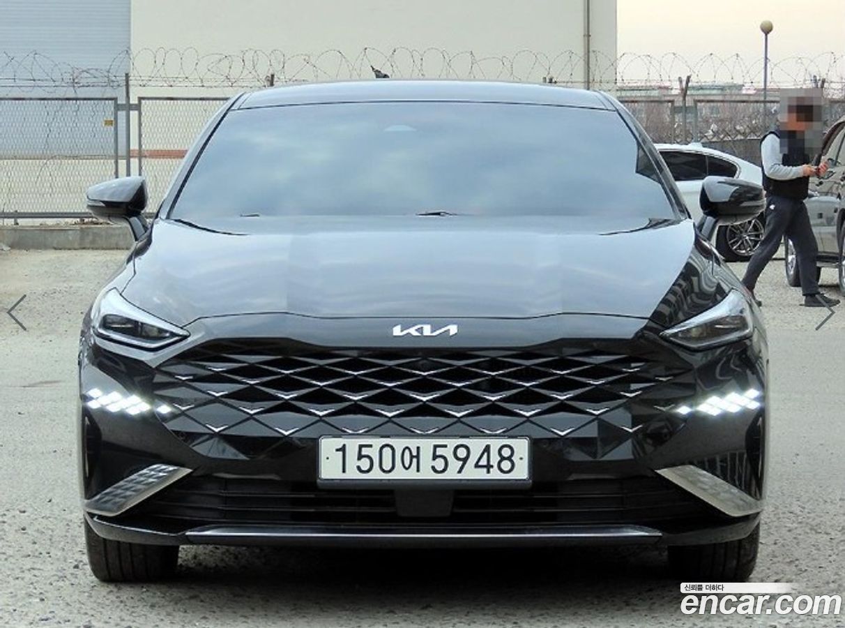 Kia K8