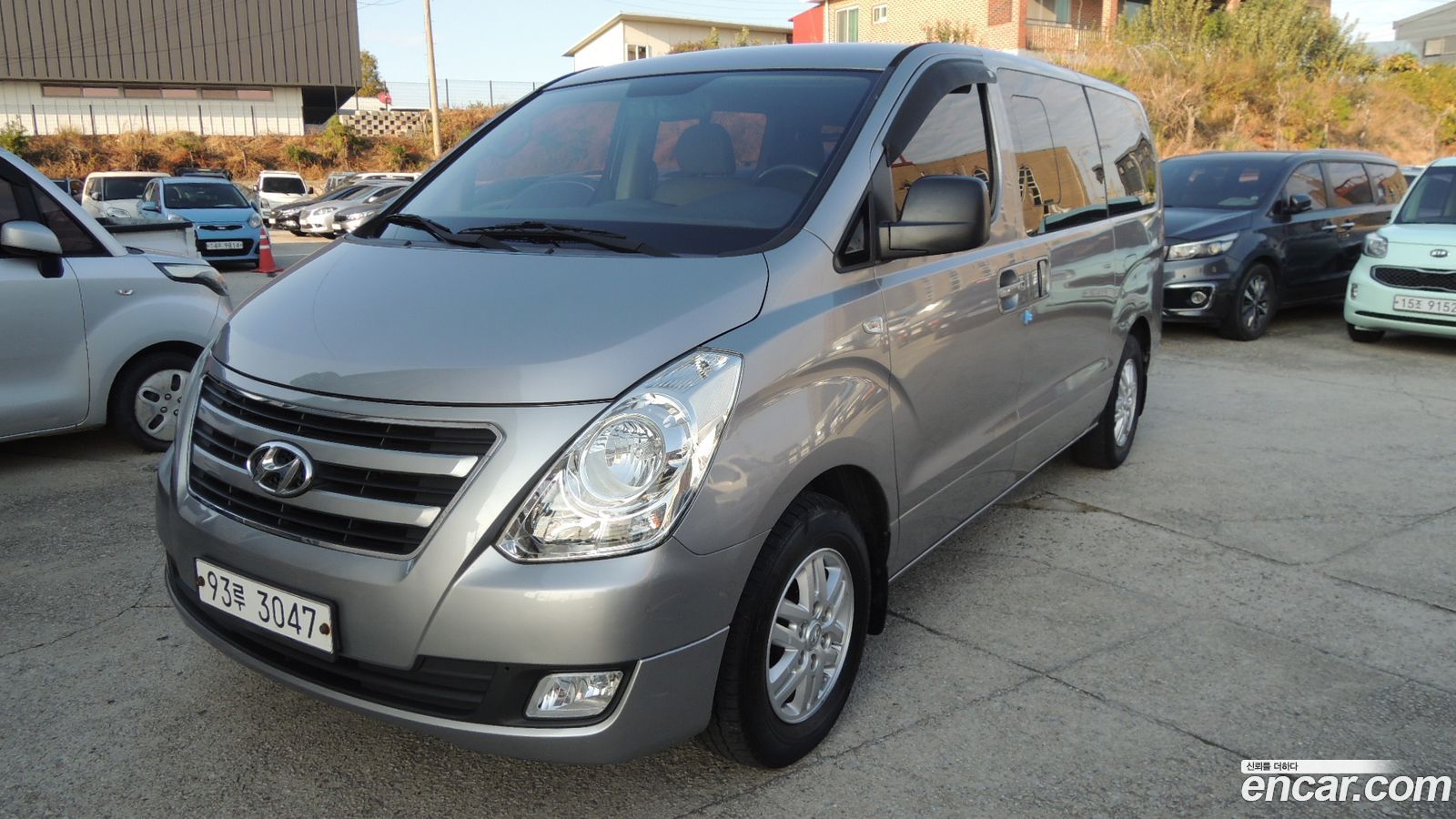 Hyundai Starex