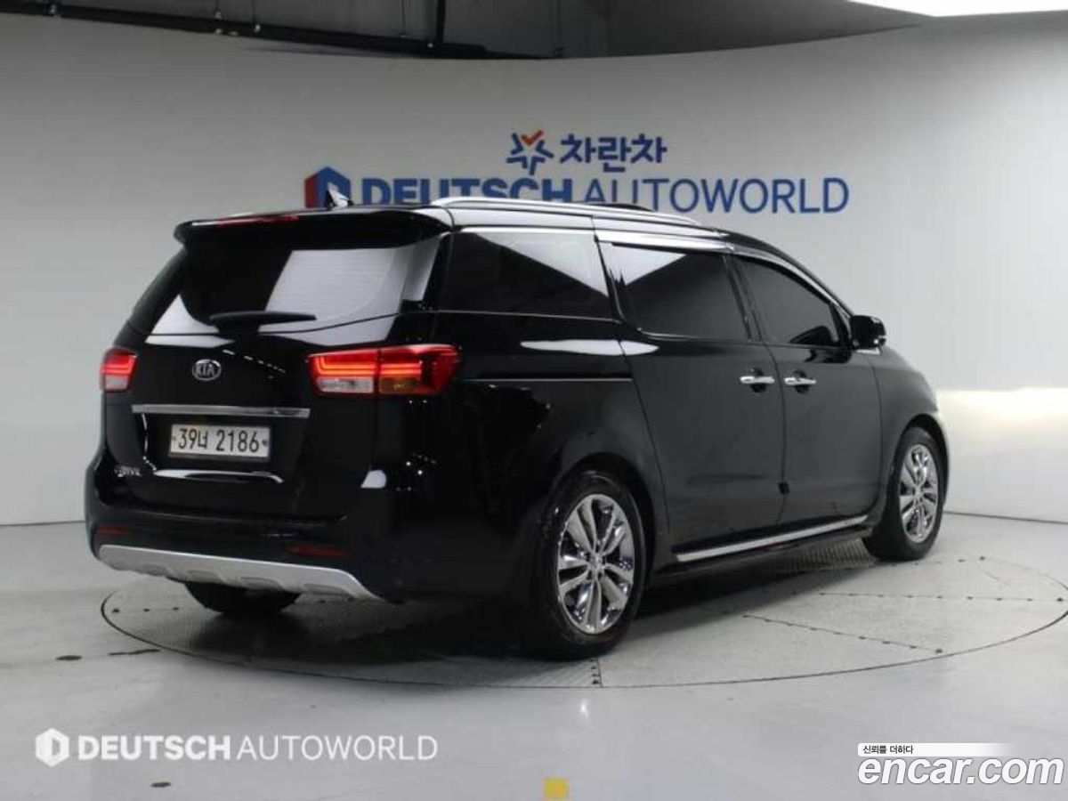 Kia Canival