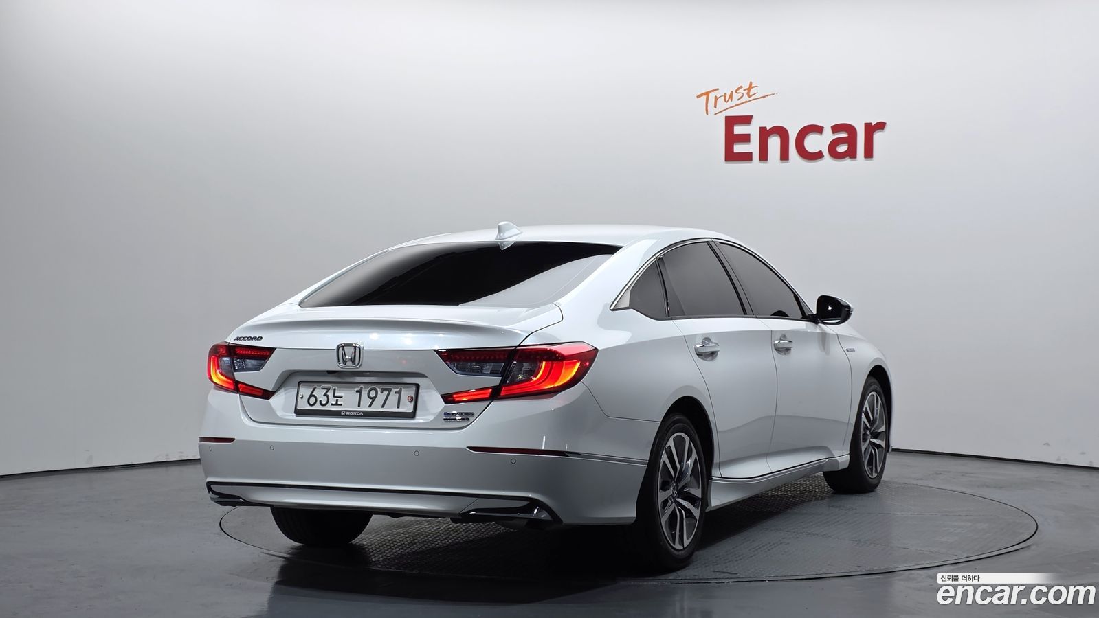 Honda Accord Mk10