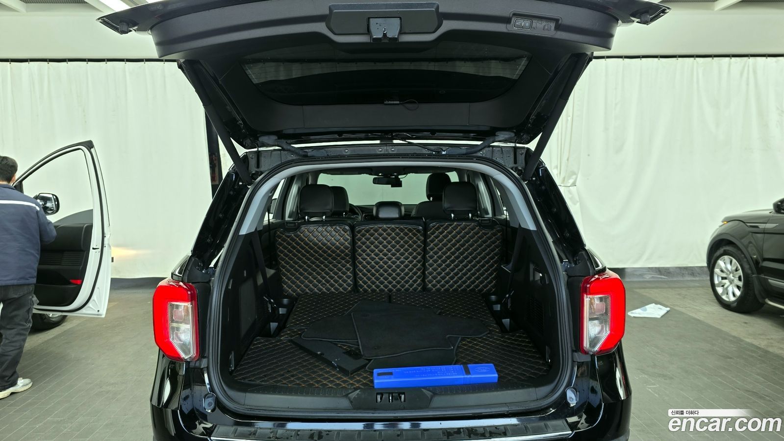 Ford Explorer Mk6