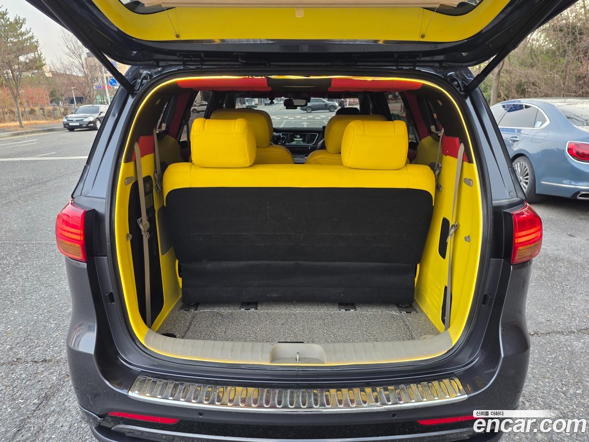 Kia Canival