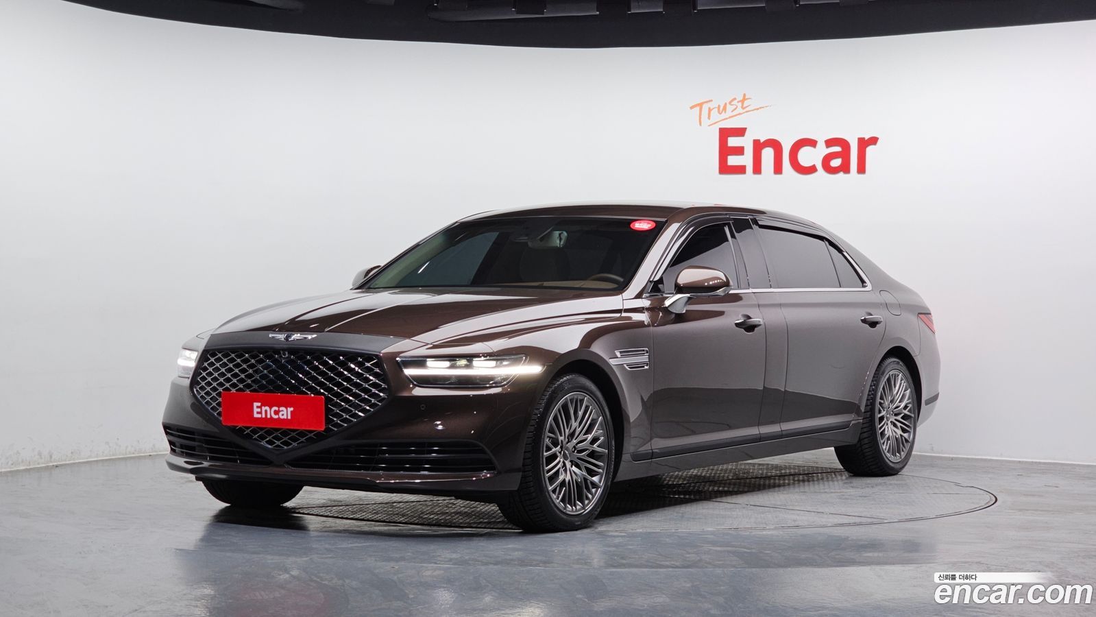 Genesis G90