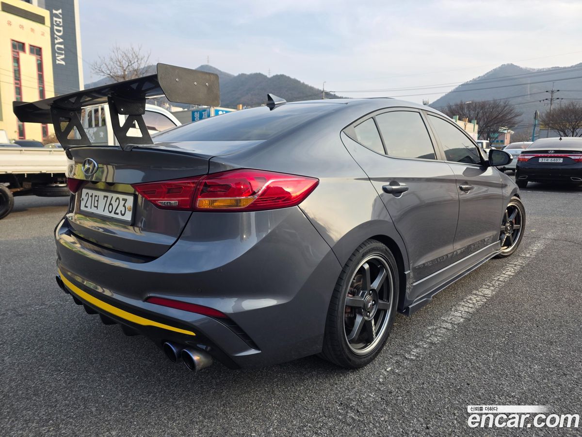 Hyundai AVANTE