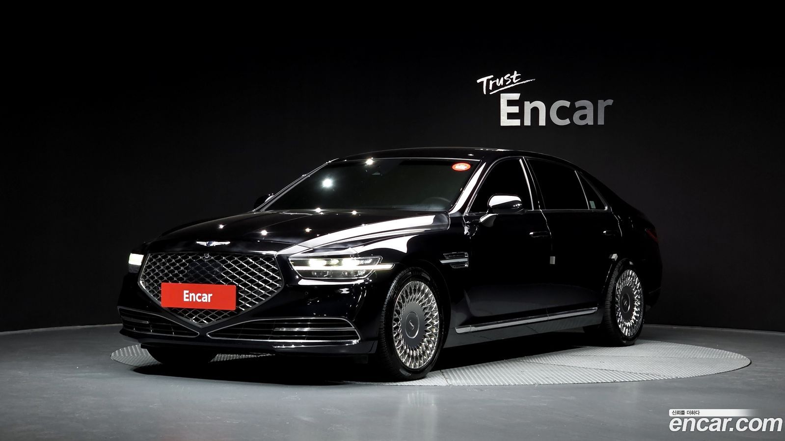 Genesis G90