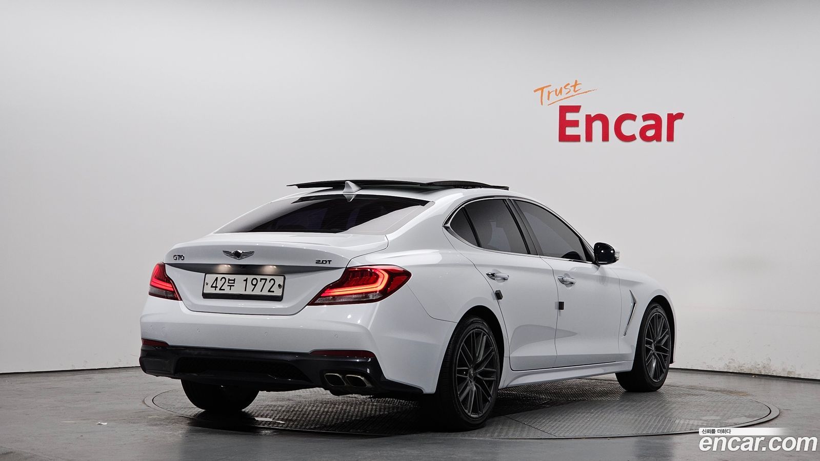Genesis G70