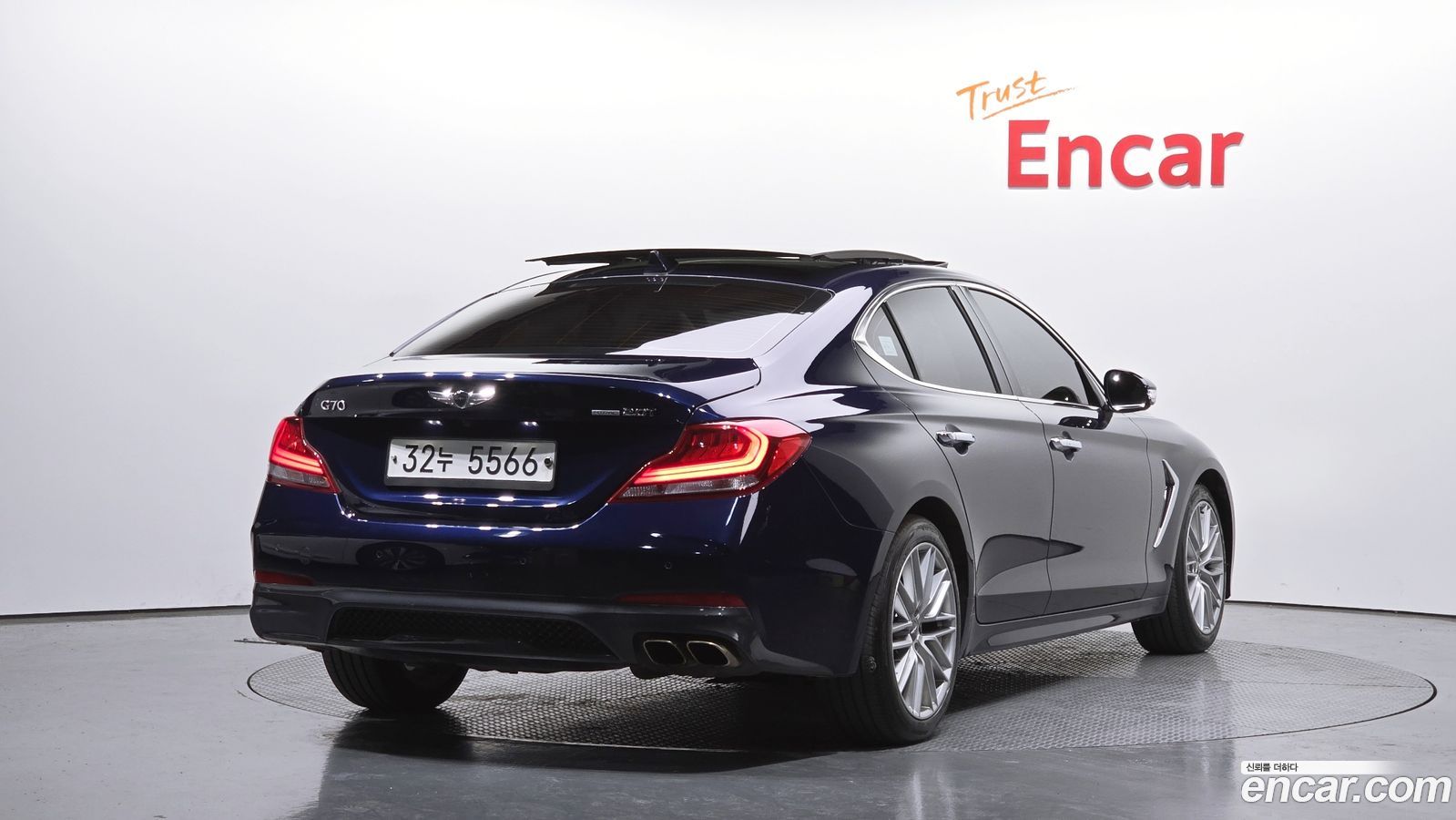 Genesis G70