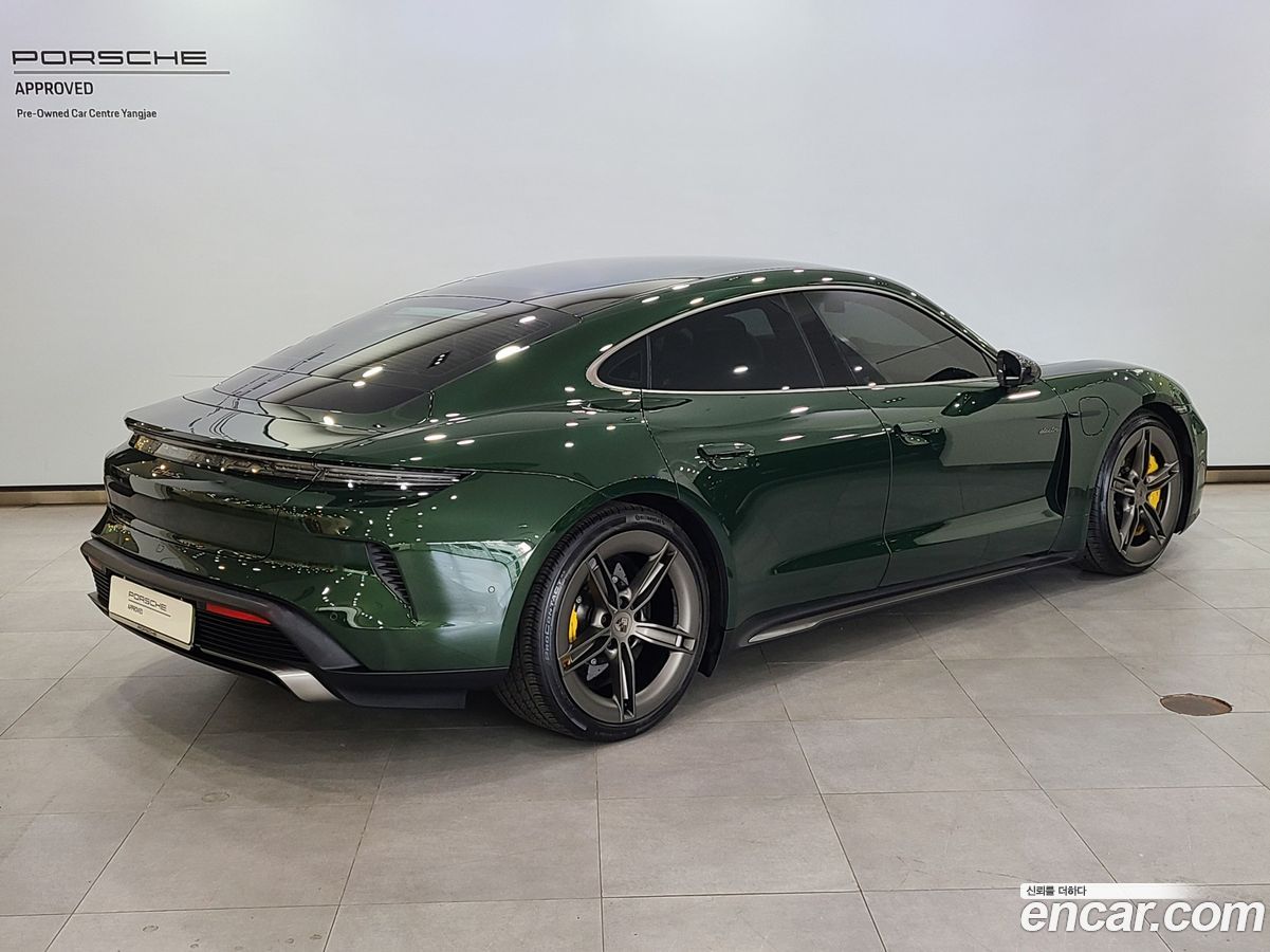 Porsche Taycan