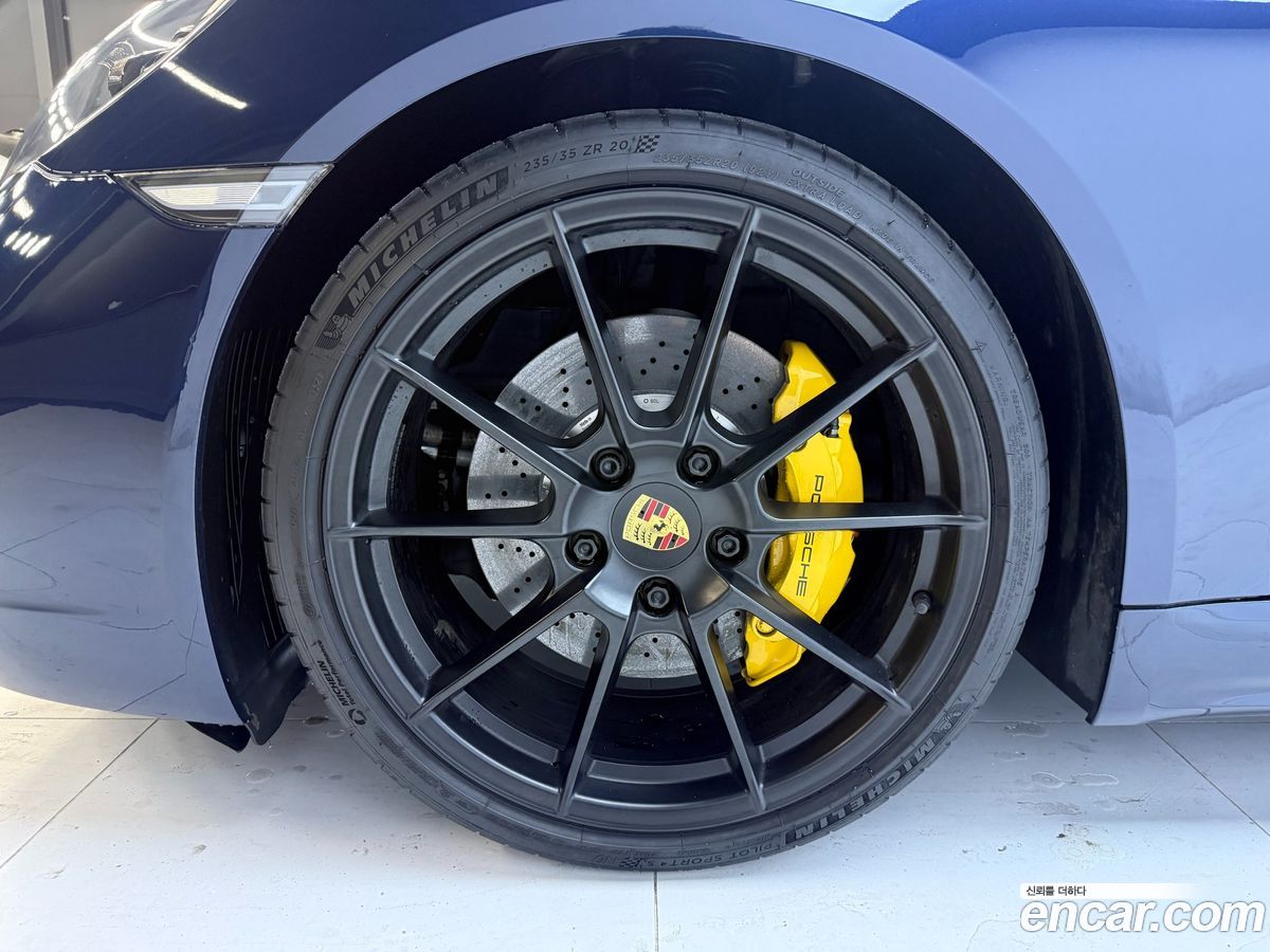 Porsche 718