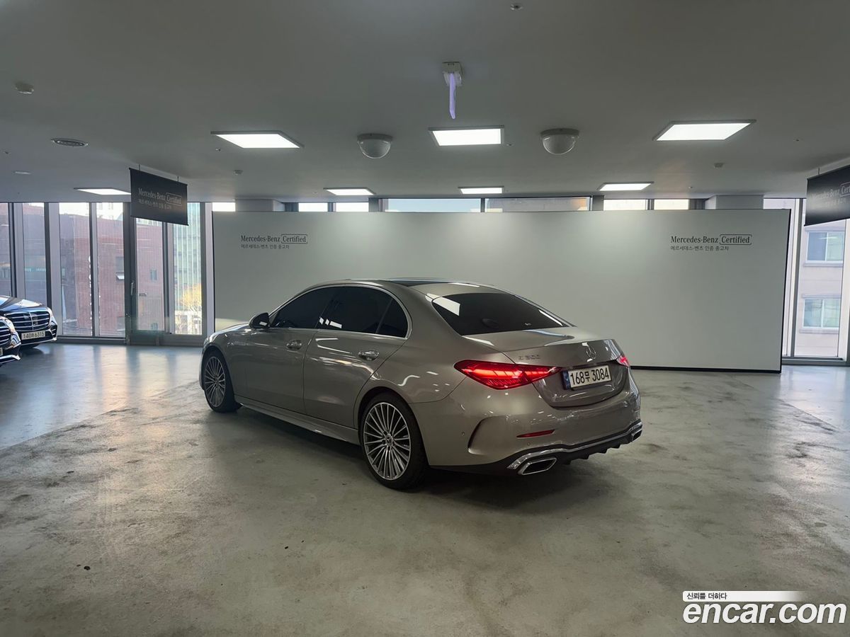 Mercedes-Benz C-Class