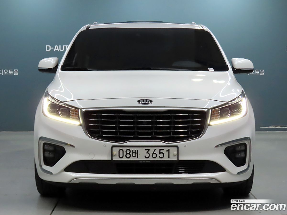 Kia Canival